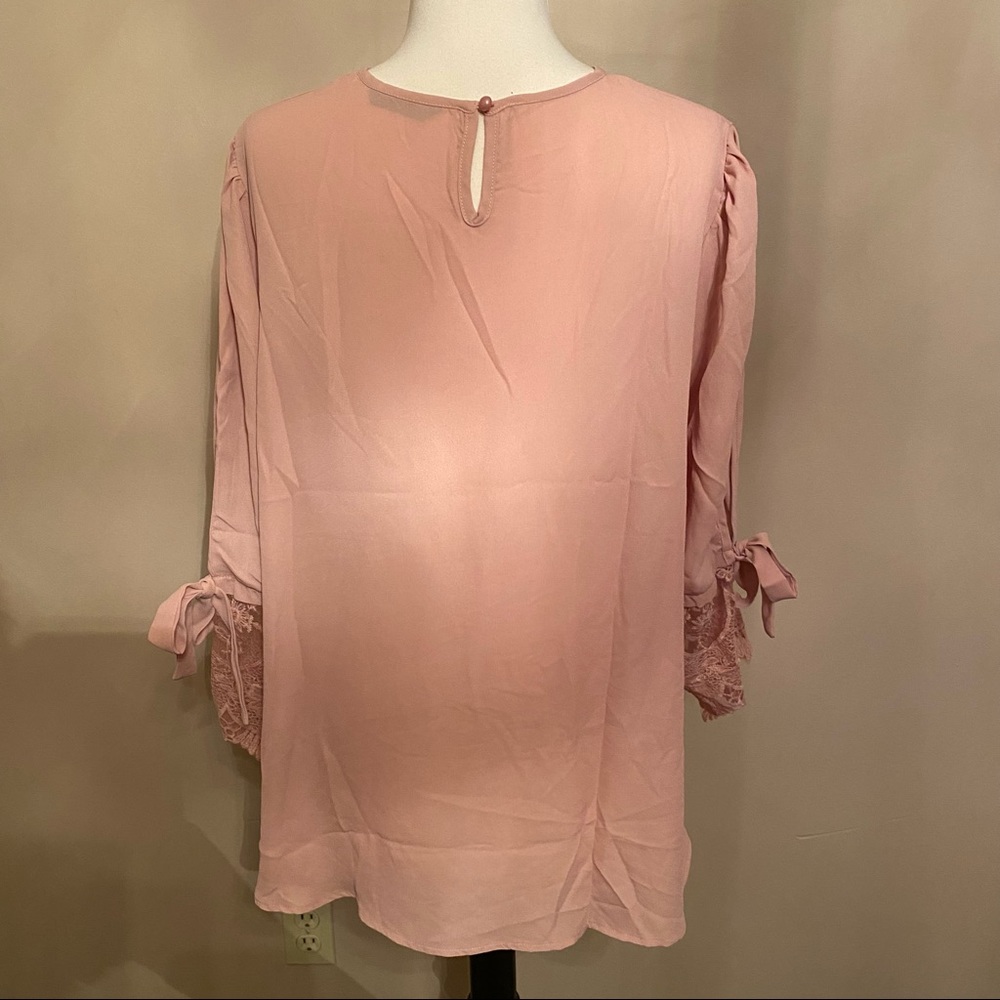 NWOT Pink Long Sleeve Lace Detail Blouse Womens - Picture 4 of 4